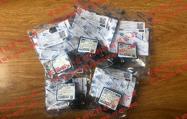 OTC Daihen L10620F00 支架包裝