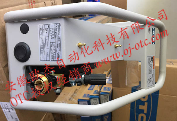 OTC DAIHEN CM-6201 送絲機(jī) OTC DAIHEN CM-6201 送絲機(jī)整體圖