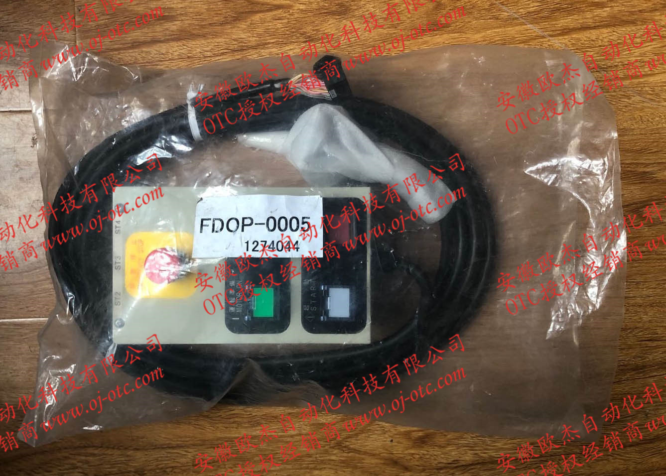 OTC Daihen FDOP-0005 實物特寫 OTC Daihen FDOP-0005 操作盒細節(jié)