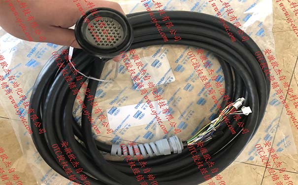 OTC Daihen AX/AII系列示教器電纜 L9241F00 8米 原裝進(jìn)口