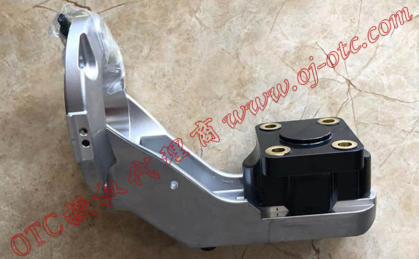 OTC Daihen L11730B00 支架特寫 OTC Daihen L11730B00 焊槍支架細節(jié)