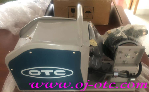 CMV-7402 送絲機 OTC DAIHEN 原裝正品 OTC DAIHEN CMV-7402 送絲機側(cè)面接口與銘牌