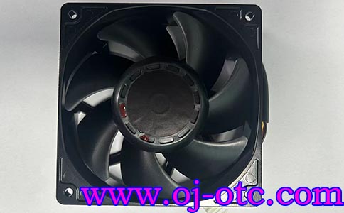 OTC Daihen 風(fēng)機(jī) 100-1429 背面 零件號(hào)特寫